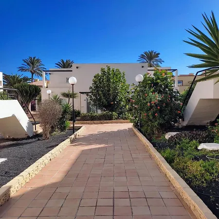 Red Hibiscus Irent Fuerteventura Lägenhet Corralejo