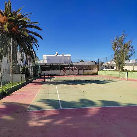 Red Hibiscus Irent Fuerteventura 公寓 *