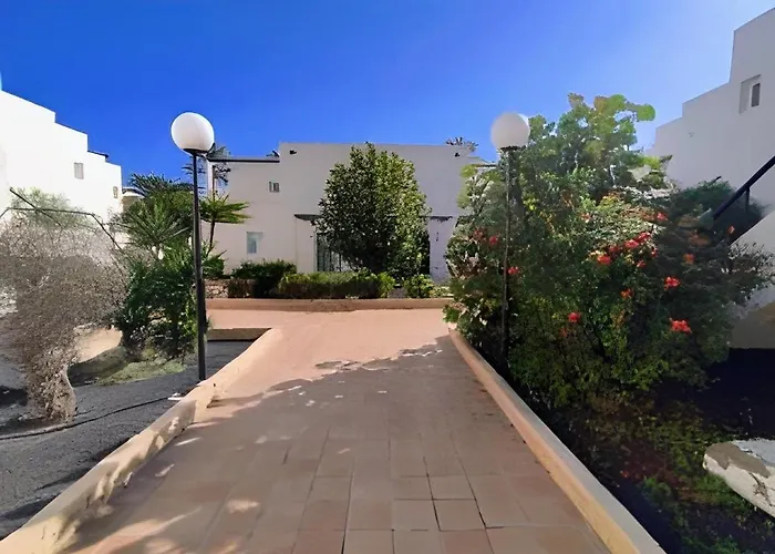 Red Hibiscus Irent Fuerteventura דירה קורלחו