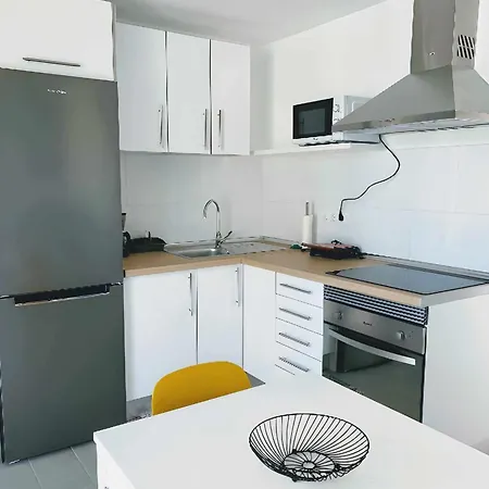Red Hibiscus Center Irent Fuerteventura Apartment *